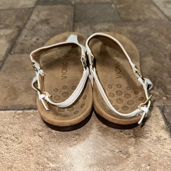 Vionic Size  6 - Picture 4 of 7